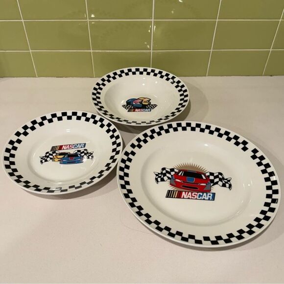 Gibson Other - Gibson NASCAR Checkered Plate Set (c. 2002)